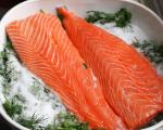 Deliziosa salatura del salmone a casa: ricetta, caratteristiche di cucina e consigli