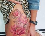 Λουλούδια τατουάζ - έννοια και σκίτσα για κορίτσια και άνδρες