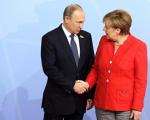 La Merkel ha affermato che l'UE non ha trovato motivi sufficienti per revocare le sanzioni contro la Russia
