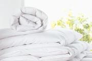 Fibra siliconata in cuscini e coperte: i pro ei contro del riempitivo, recensioni Cuscini morbidi in fibra di poliestere