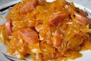 Ricette di cavolo cappuccio em umido: con carne, patate, funghi, pollo, salsicce e salsiccia