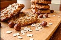 Oatmeal cookies with honey: a recipe with photos